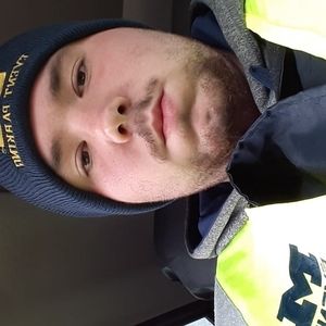 Meet your Posher, Dustin